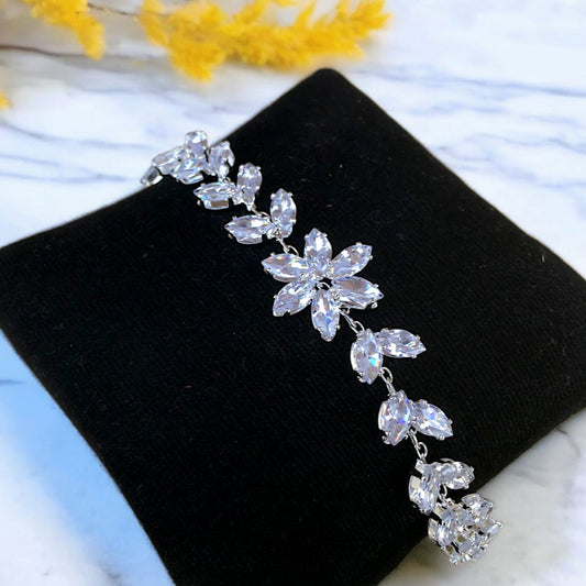 Elegant Flower Bracelet