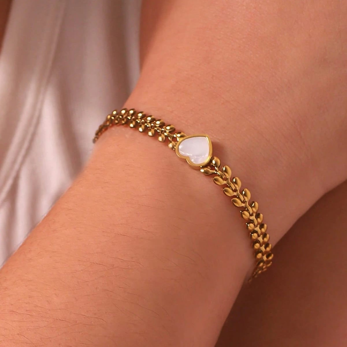 Waterproof Summer Bracelet for Women – Beach Style Stacking Jewelry, Hypoallergenic & Trendy