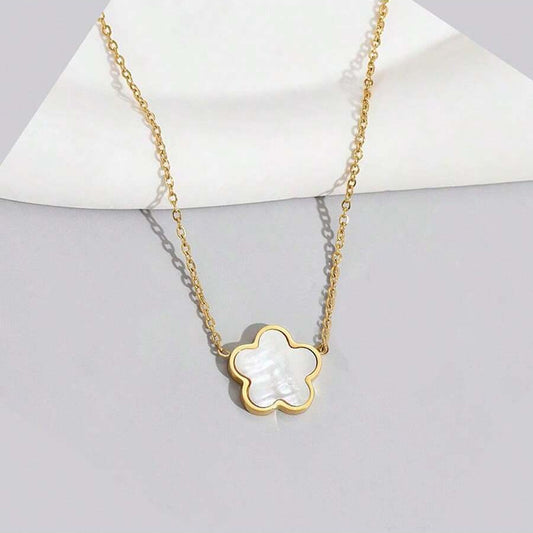 18K Gold Plated Five-Leaf Clover Pendant Necklace – Stainless Steel Charm Jewelry Gift for Women