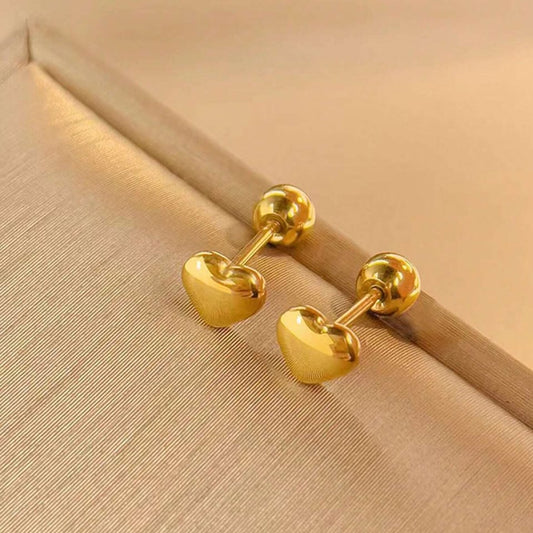 1 Pair 18K Gold Plated Stainless Steel Heart Stud Earrings for Women and Girls