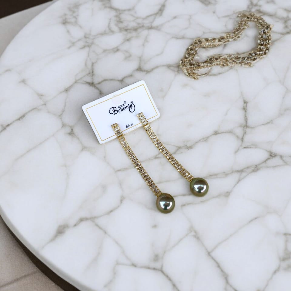 Rhinestone Chain with Pearl