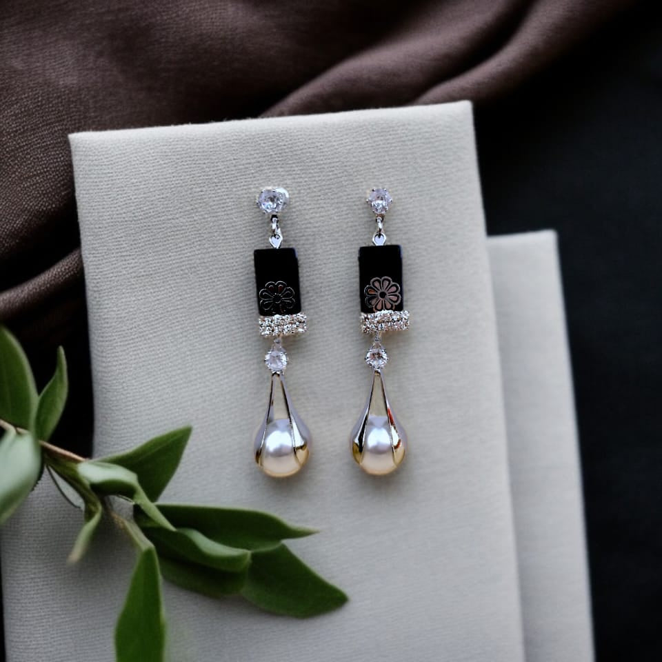 Trendy Emerald Crystal Ball Earrings
